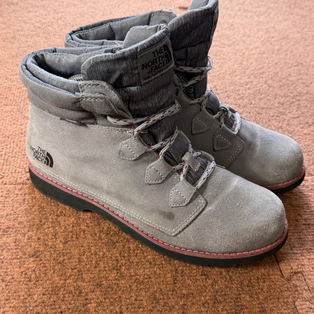 The North Face Ballard Lace II Grey Suede Waterproof Insulated Boots Womens 10